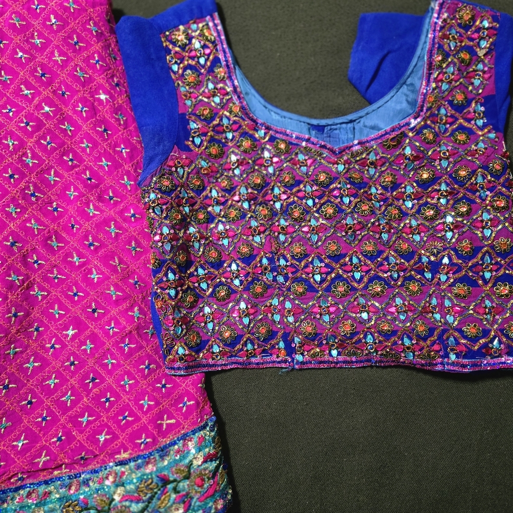 Lehnga cholli